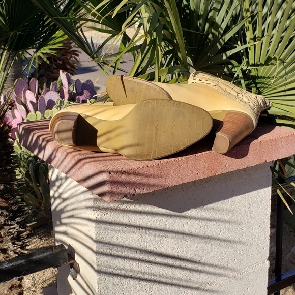 HOBO STUART‎ WEITZMAN - Picture 4 of 8